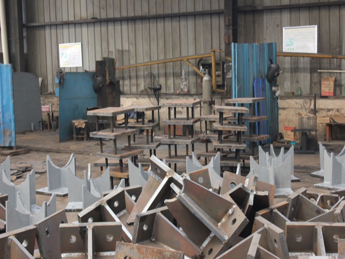 新郑螺栓球支座